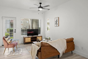 NEW CozySuites TPC Scottsdale with parking, pool